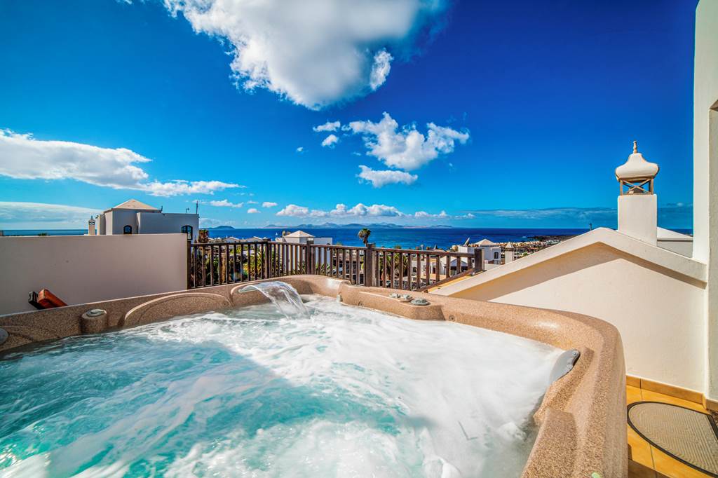 ACE_86350_Villa_Ocean_View_1123_17.jpg