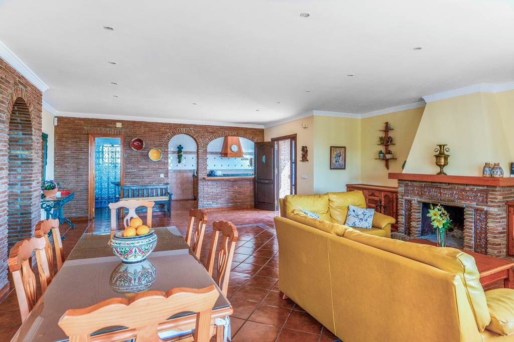 AGP_85919_Villa_Fraile_0823_01.jpg