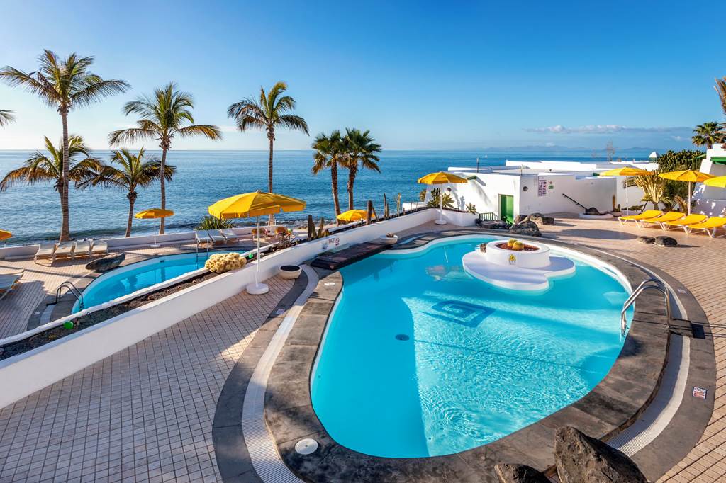 ACE_74715_Velazquez_Bungalows_0120_07.jpg