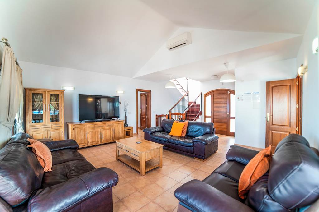 ACE_86350_Villa_Ocean_View_1123_02.jpg