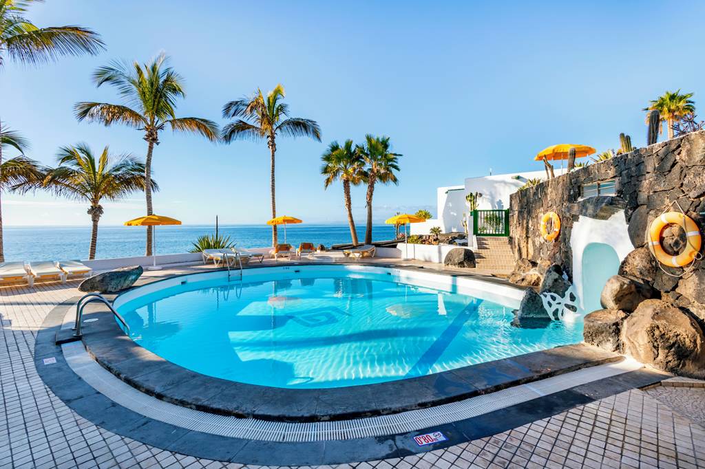 ACE_74715_Velazquez_Bungalows_0120_05.jpg