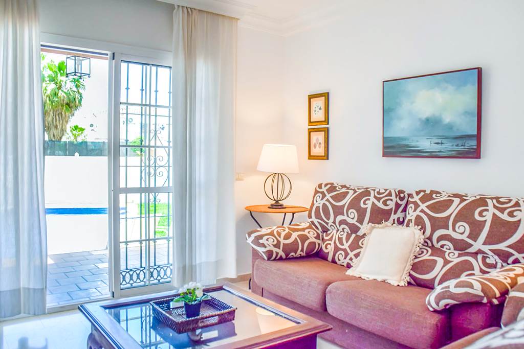 AGP_83826_Villa_Flamingo_0722_02.jpg