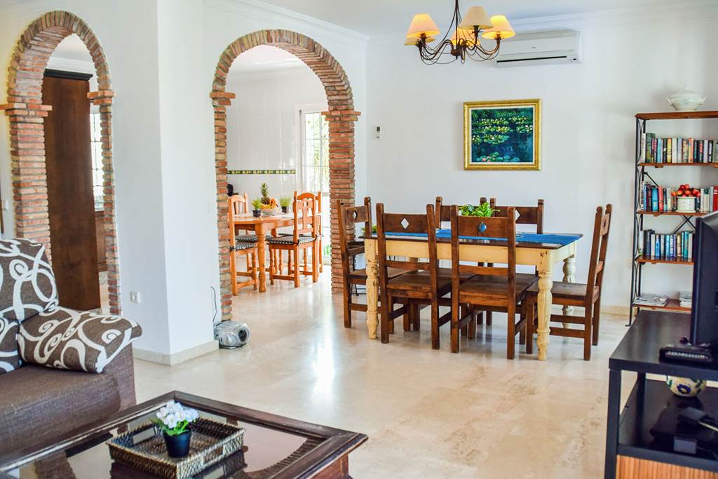 AGP_83826_Villa_Flamingo_0722_04.jpg