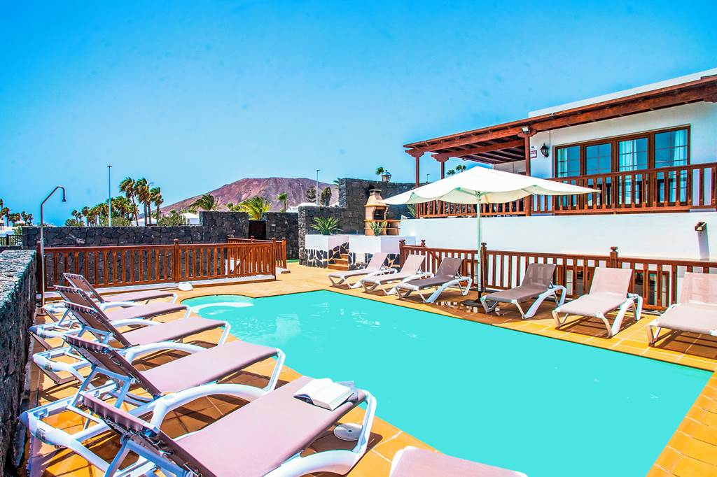 ACE_85417_Villa_Amina_0423_01.jpg