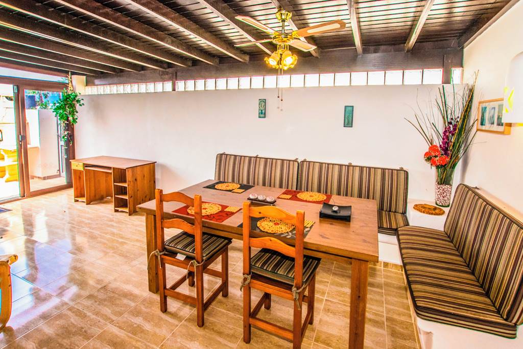 ACE_86224_Villa_Helenita_Lanzarote_1023_01.jpg