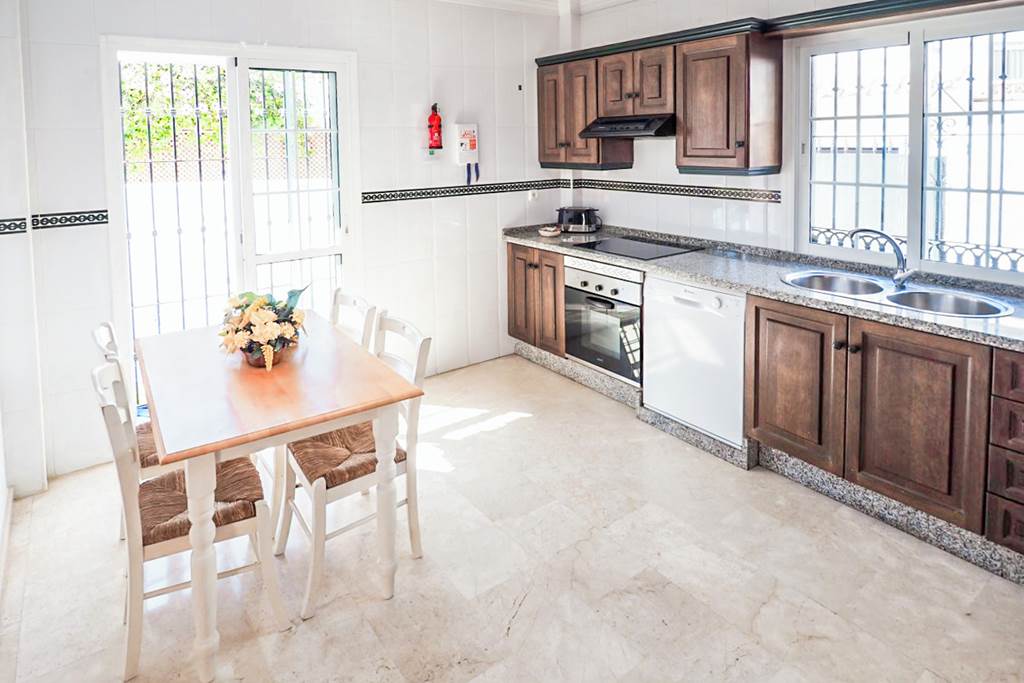 AGP_83589_Villa_Victoria_Nerja_0222_09.jpg