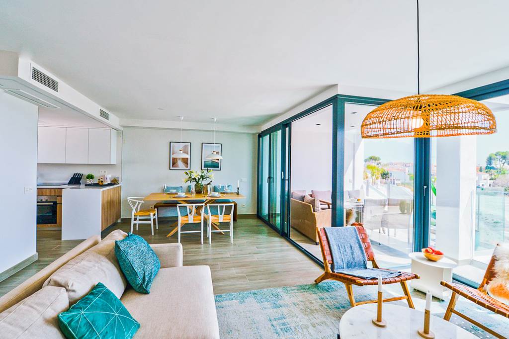 AGP_84700_Villa_Royal_Palm_36_1222_01.jpg