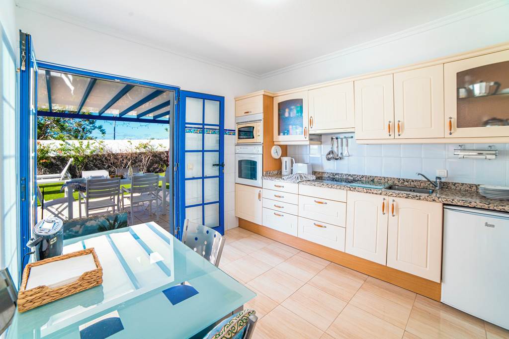 ACE_85262_Villa_Galway_Bay_0323_03.jpg