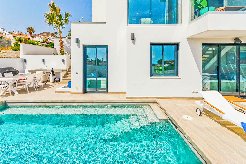 AGP_84700_Villa_Royal_Palm_36_1222_14.jpg