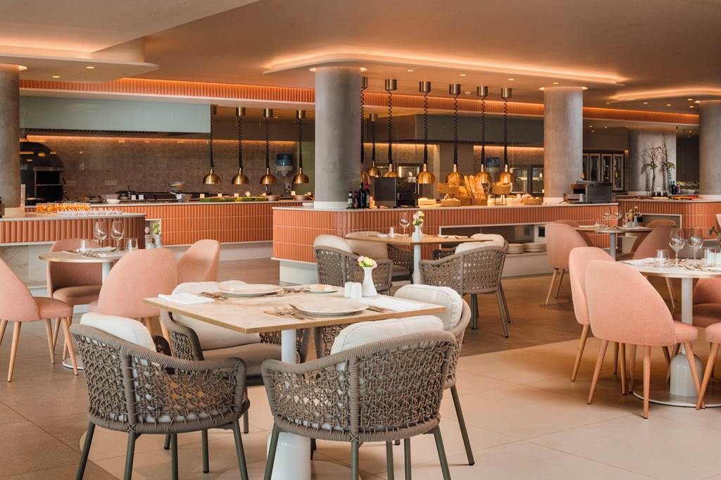 ACE_70422_Plus_Fariones_Suite_Hotel_1024_05.jpg