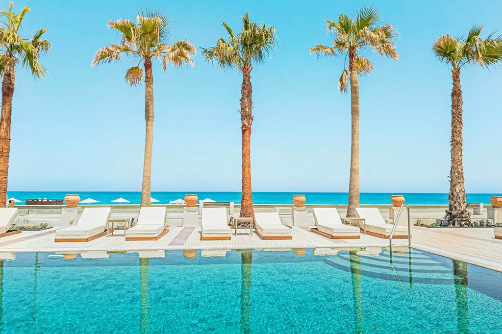 HER_77888_Grecotel_Plaza_Beach_House_0223_04.jpg