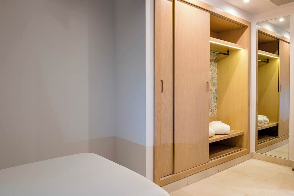 ACE_70422_Plus_Fariones_Suite_Hotel_1123_18.jpg
