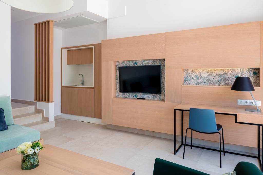 ACE_70422_Plus_Fariones_Suite_Hotel_1123_15.jpg
