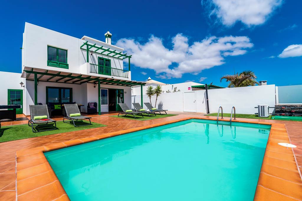 ACE_85134_Villa_Mero_1223_01.jpg