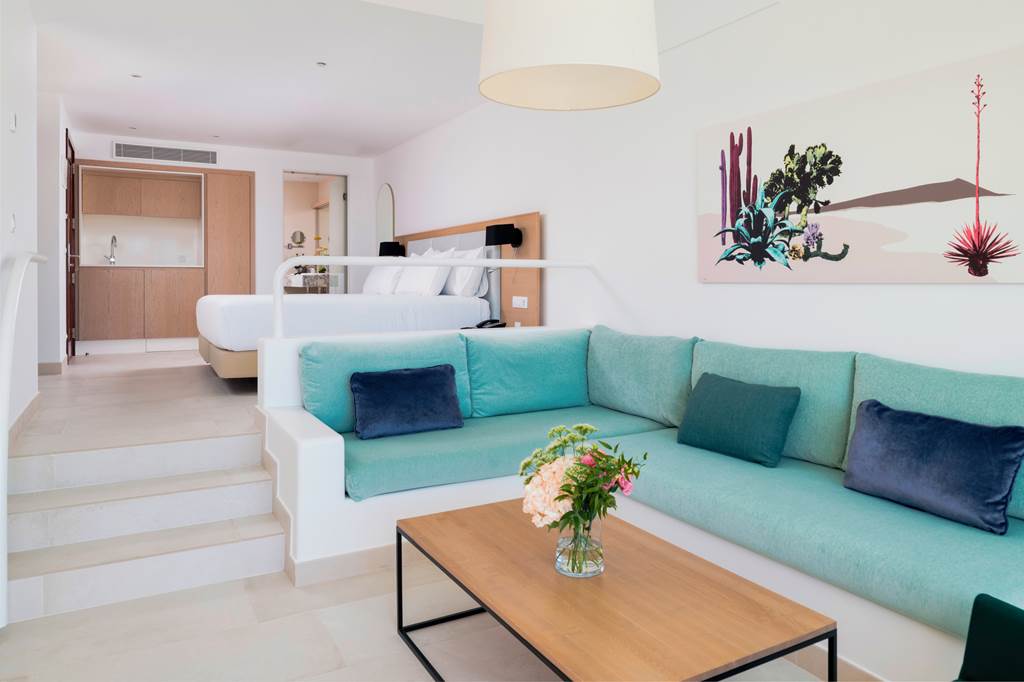 ACE_70422_Plus_Fariones_Suite_Hotel_1024_03.jpg