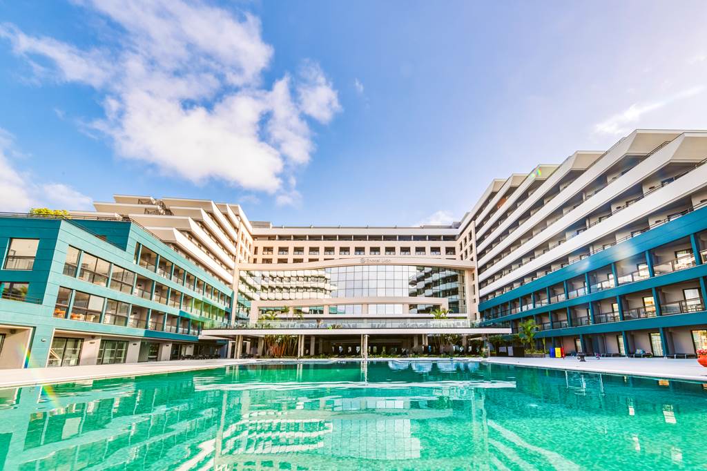 FNC_70150_Enotel_Lido_Resort_0821_01.jpg