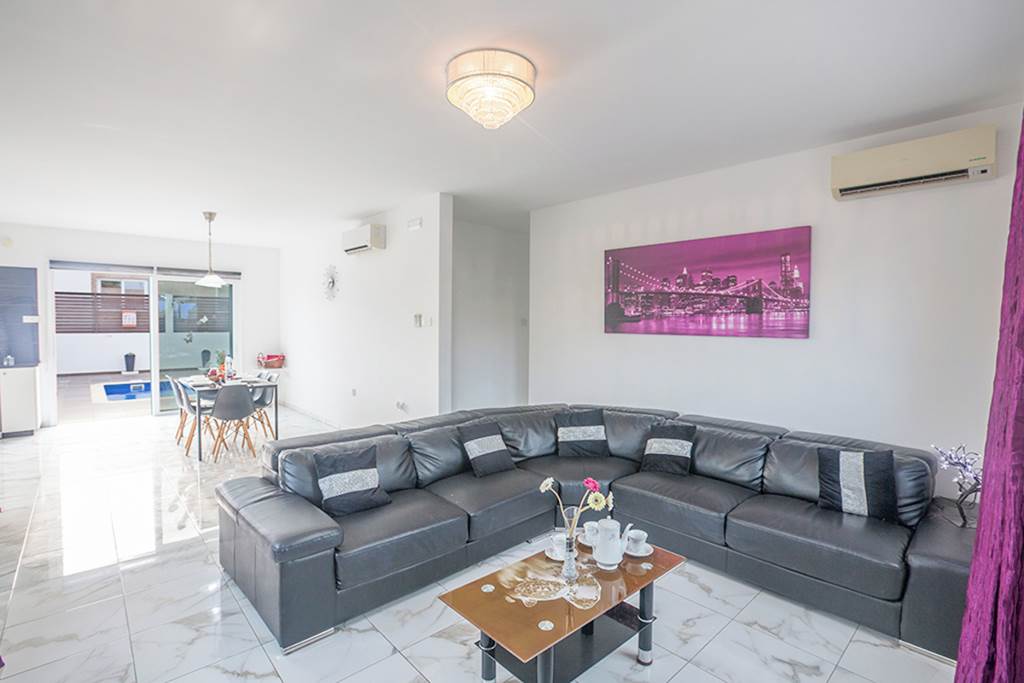LCA_74707_Broadway_Villas_1120_03.jpg