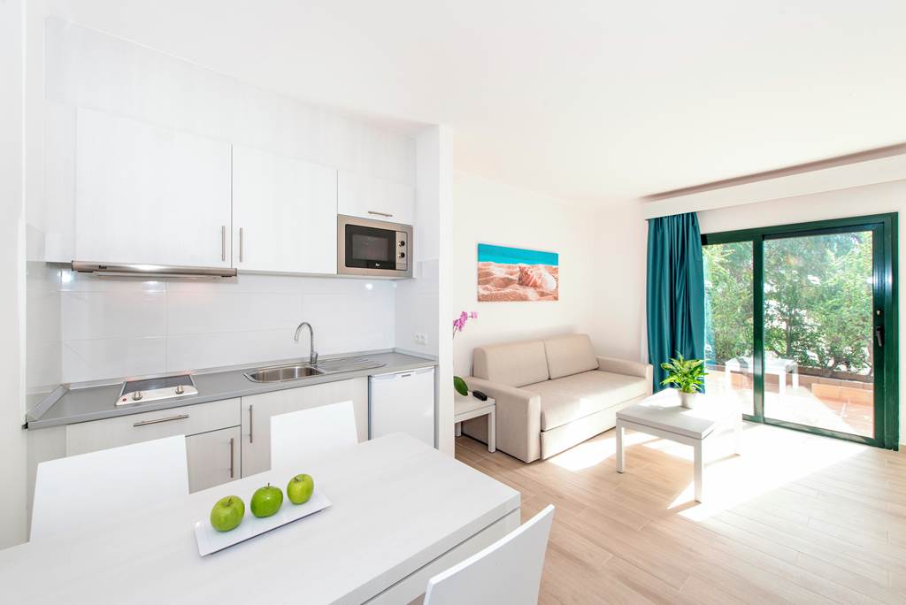 ACE_442_Hotel_THB_Flora_0319_19.jpg