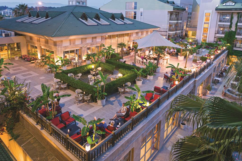AYT_73116_Can_Garden_Resort_0216_09.jpg