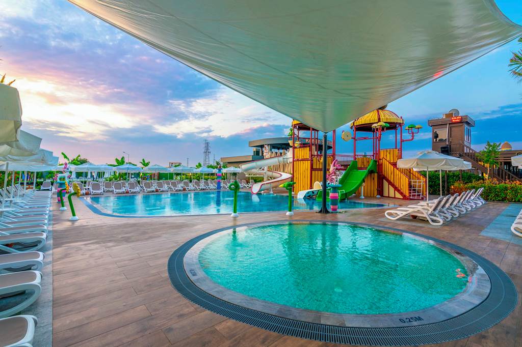 AYT_85713_Kirman_Calyptus_Resort_&_Spa_0723_25.jpg