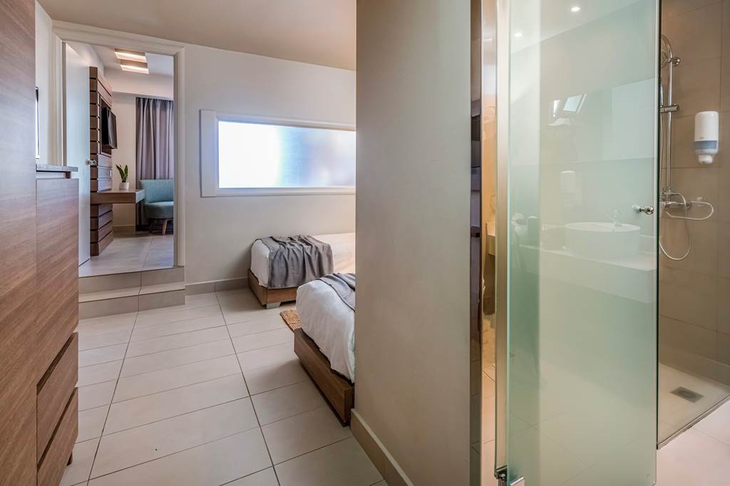 KGS_84726_E_GEO_Easy_Living_Resort_0523_03.jpg
