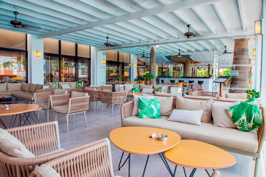 LCA_70563_Cavo_Maris_Beach_Hotel_0124_08.jpg