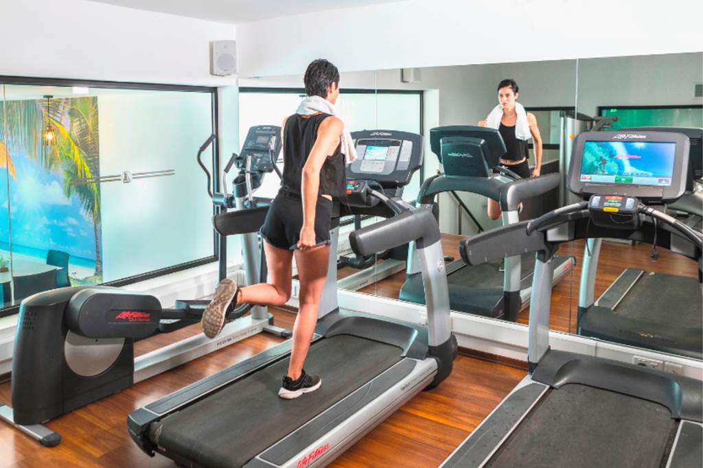 LCA_70563_Cavo_Maris_Beach_Hotel_0124_14.jpg