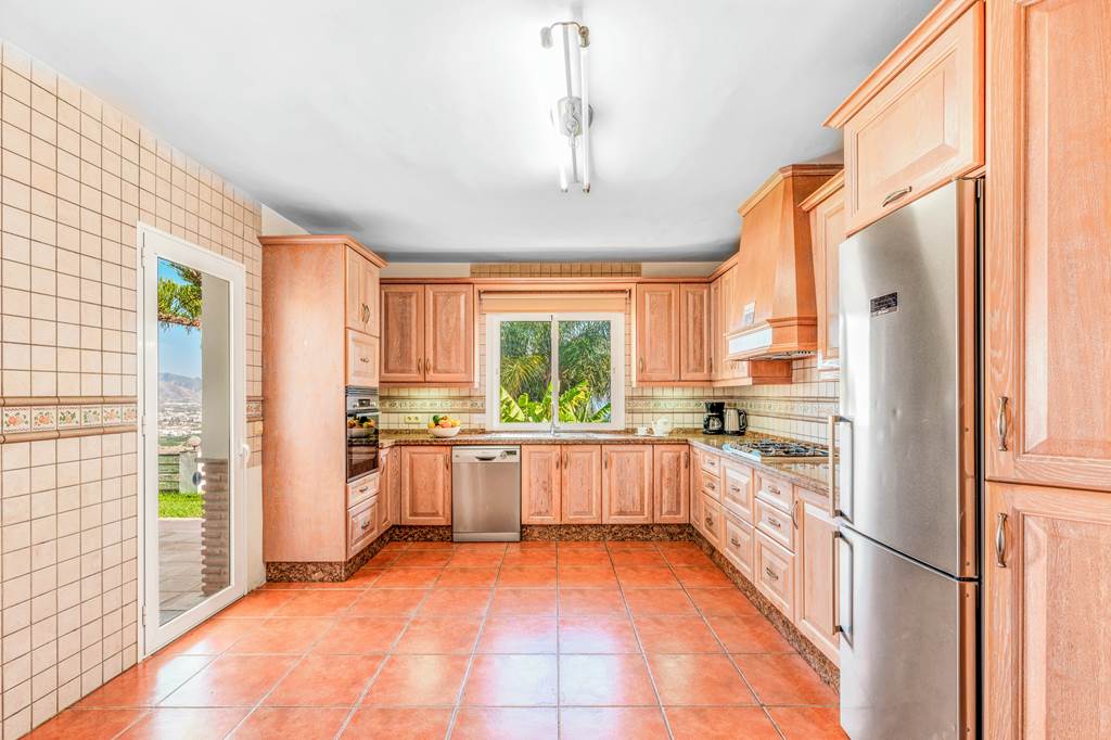 AGP_77720_Villa_Alcauhey_1124_02.jpg