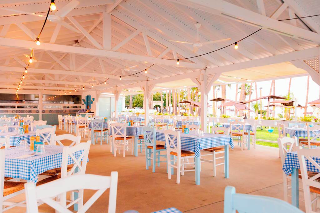 LCA_70563_Cavo_Maris_Beach_Hotel_0124_06.jpg