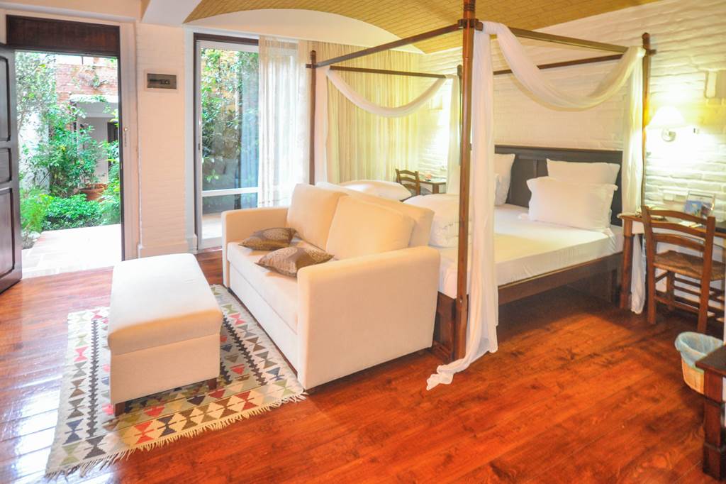 BJV_84620_El_Vino_Hotel_&_Suites_1122_13.jpg