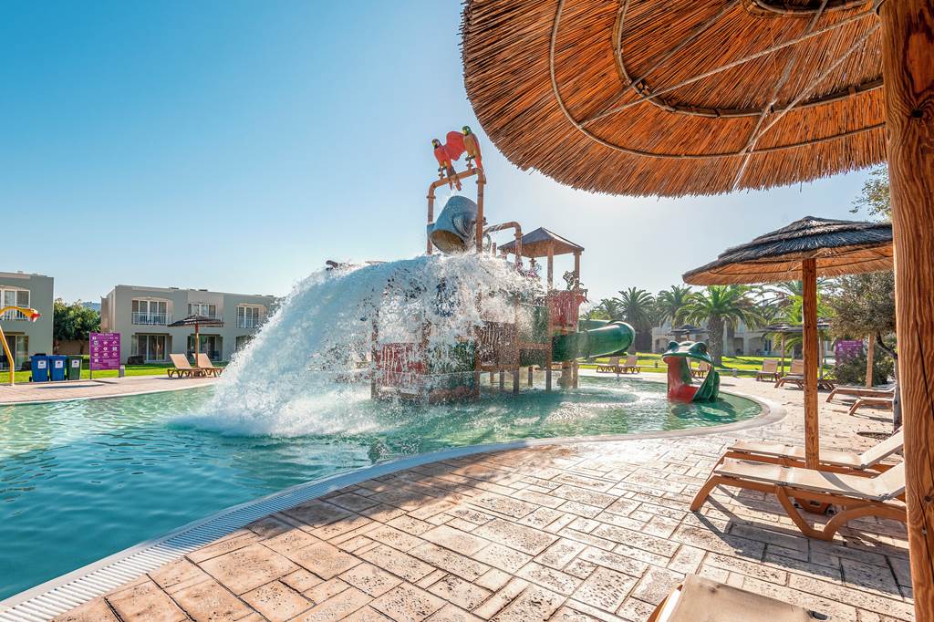 KGS_84726_E_GEO_Easy_Living_Family_Resort_1222_20.jpg