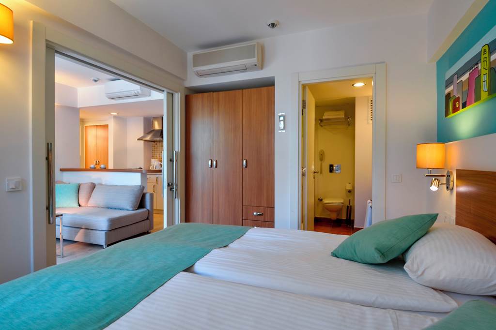 AYT_81431_Side_Resort_Hotel_1021_01.jpg