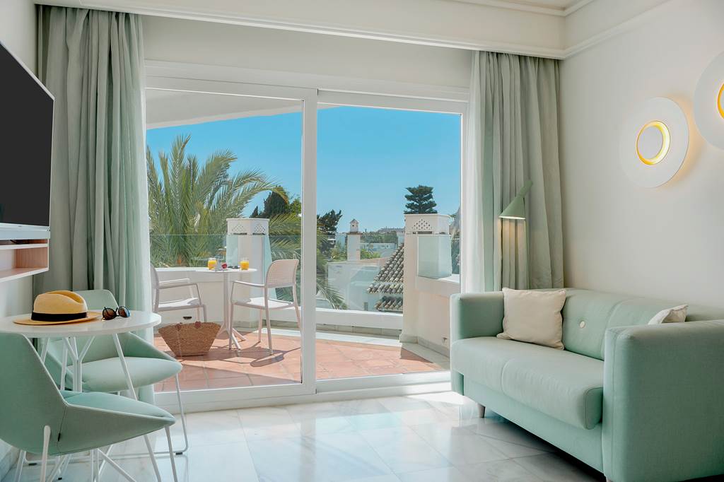 AGP_69504_Iberostar_Selection_Marbella_Coral_Beach_0524_02.jpg