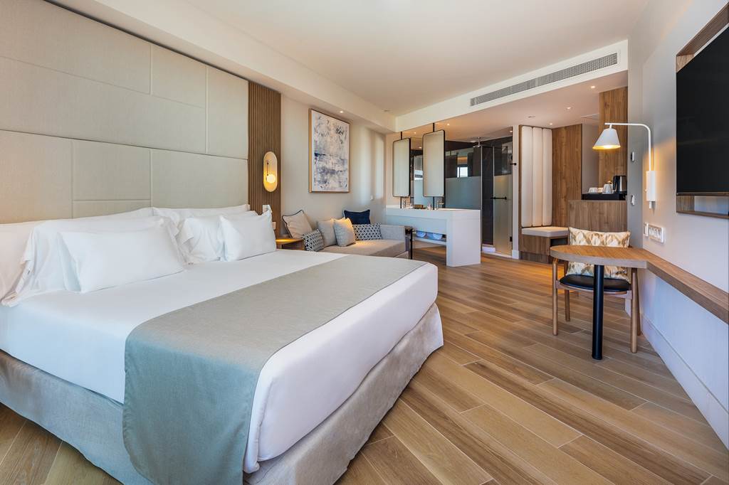 ACE_85332_Barcelo_Playa_Blanca_Royal_Level_0124_25.jpg