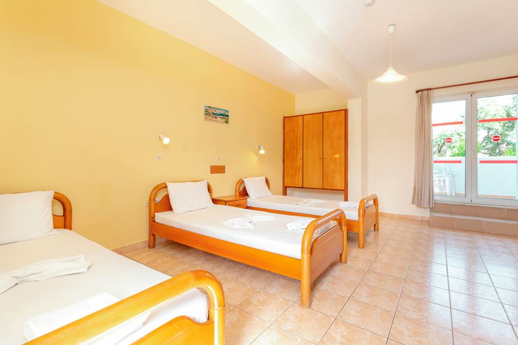 KGS_70992_Nikos_II_Apartments_0519_15.jpg