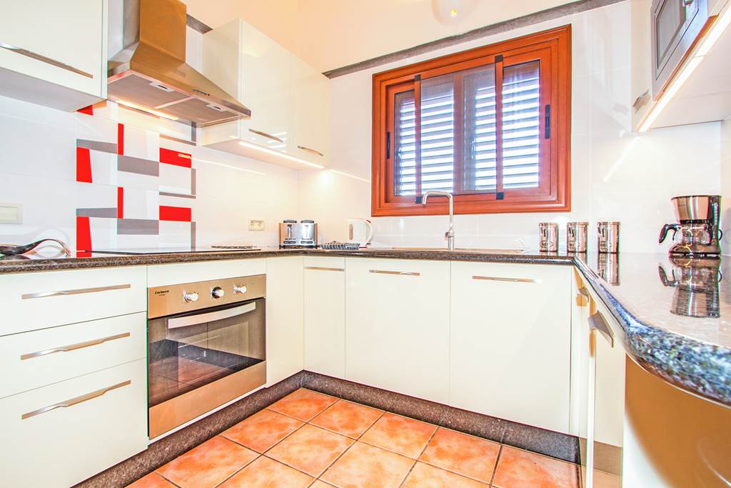 ACE_84551_Villa_Gardone_1122_16.jpg