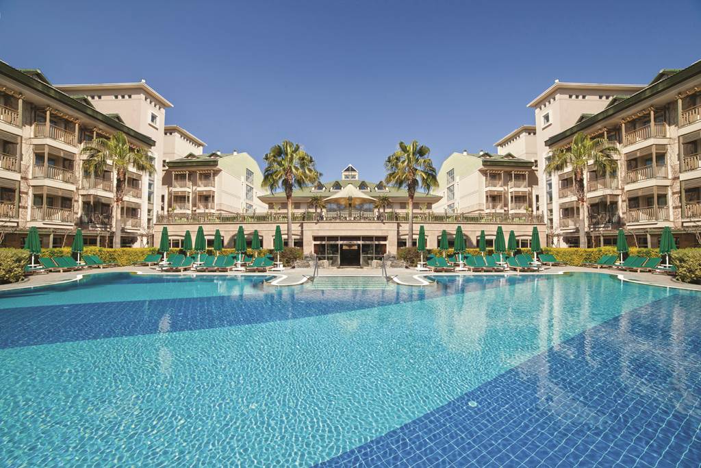 AYT_73116_Can_Garden_Resort_0515_01.jpg