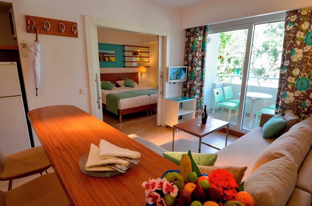 AYT_81431_Side_Resort_Hotel_1021_04.jpg