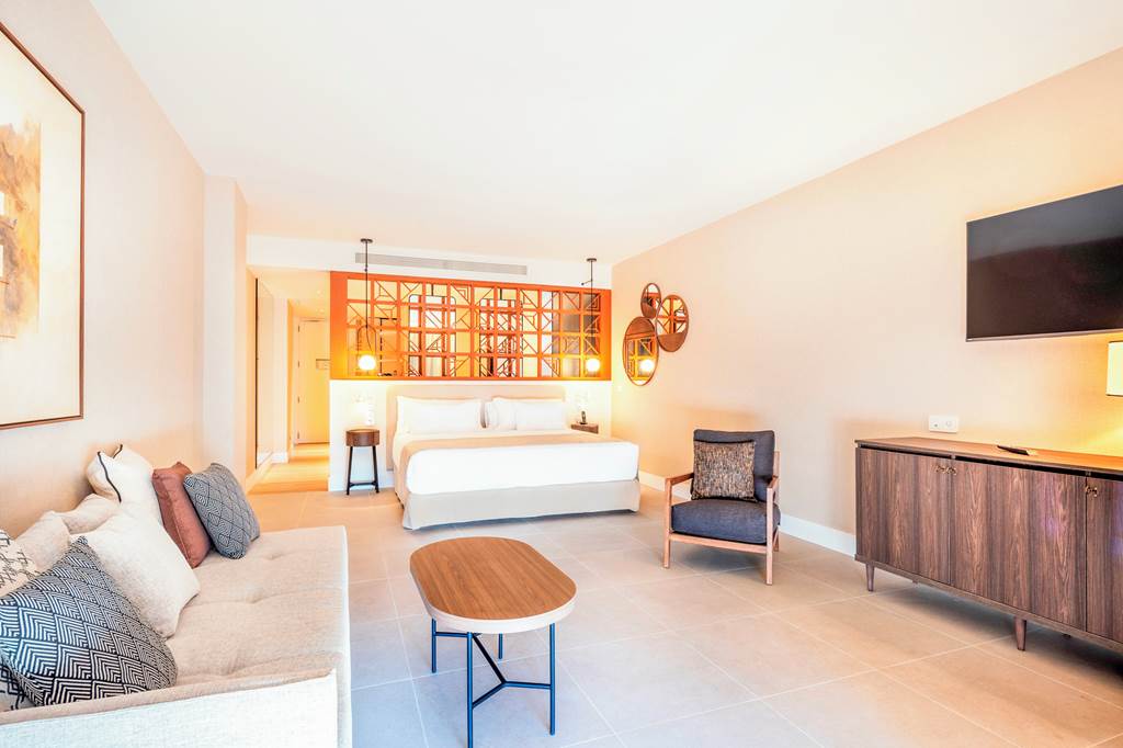 ACE_85332_Barcelo_Playa_Blanca_Royal_Level_0224_04.jpg