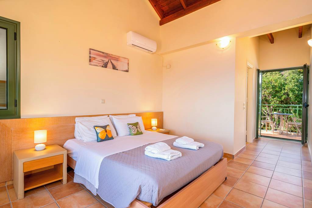EFL_88585_Villa_Artemis_1224_12.jpg