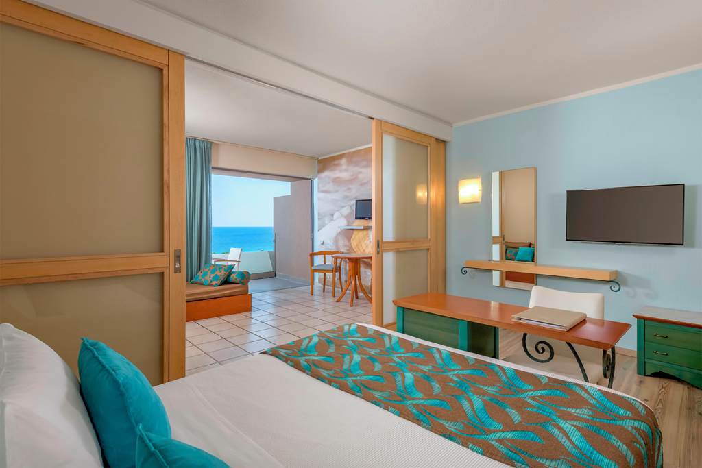 RHO_69588_Olympic_Palace_Hotel_0719_18.jpg