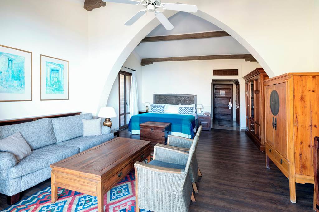 PFO_74118_Columbia_Beach_Resort_0523_01.jpg