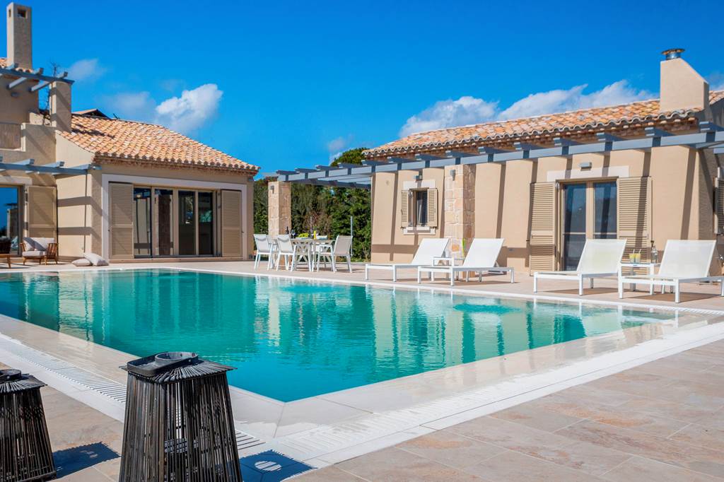 EFL_85542_Villa_Lenia_0623_14.jpg