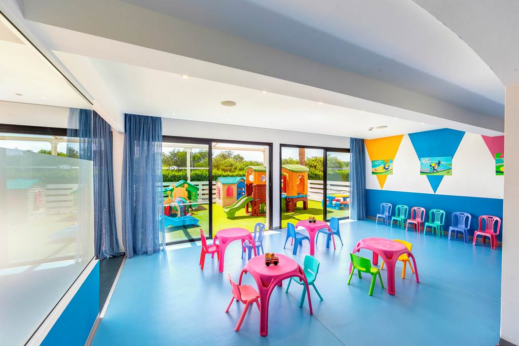 LCA_72721_Christofinia_Hotel_0621_03.jpg