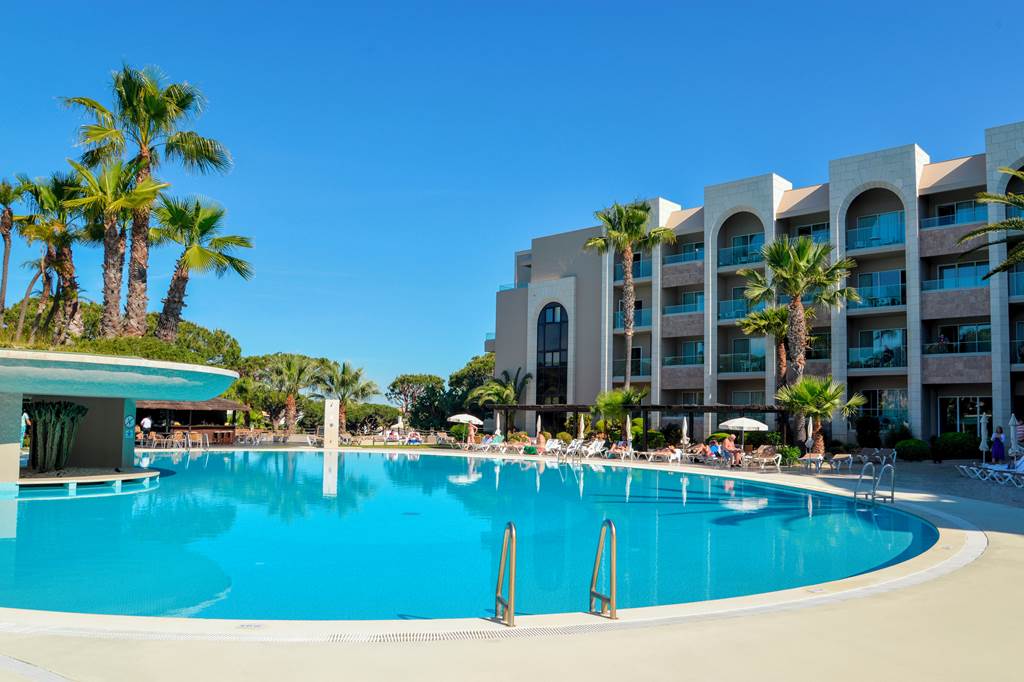 FAO_83166_Falesia_Hotel_0524_11.jpg