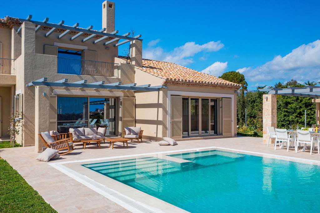 EFL_85542_Villa_Lenia_0623_15.jpg