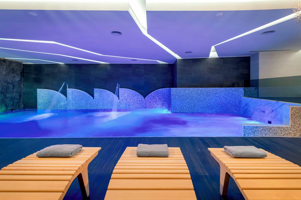 RHO_69588_Olympic_Palace_Hotel_0419_52.jpg