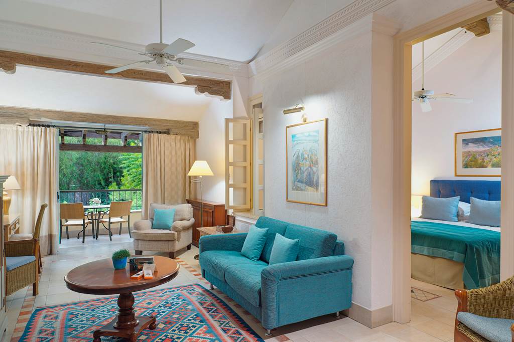PFO_74118_Columbia_Beach_Resort_0324_01.jpg