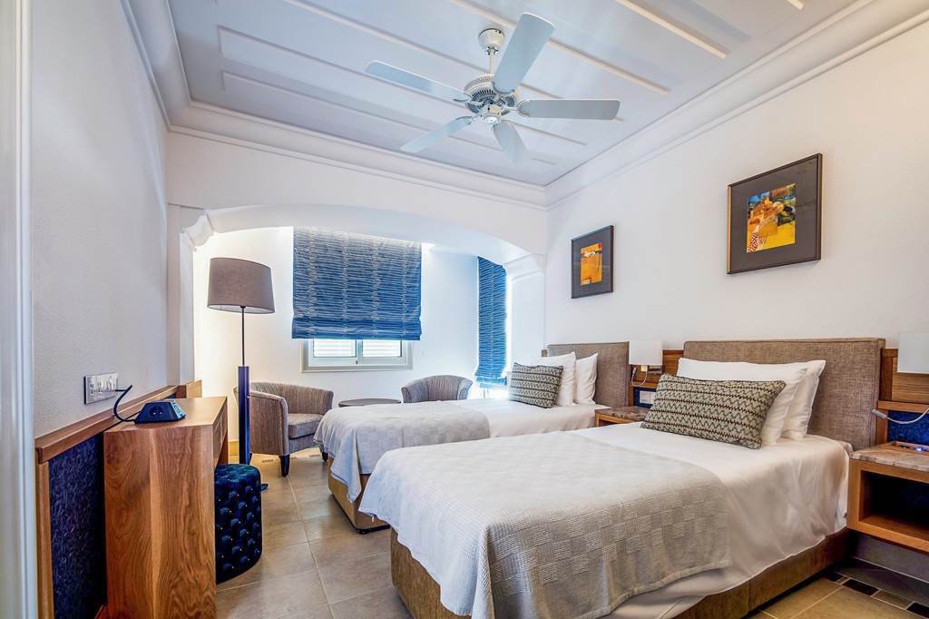 PFO_74118_Columbia_Beach_Resort_0823_13.jpg