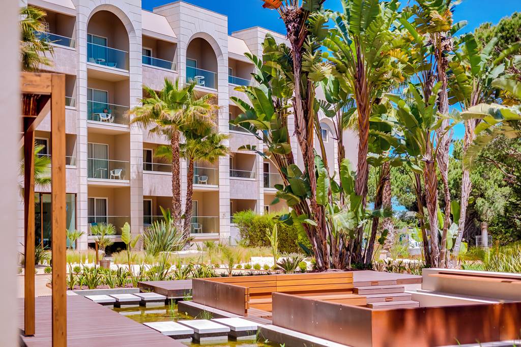 FAO_83166_Falesia_Hotel_0524_03.jpg